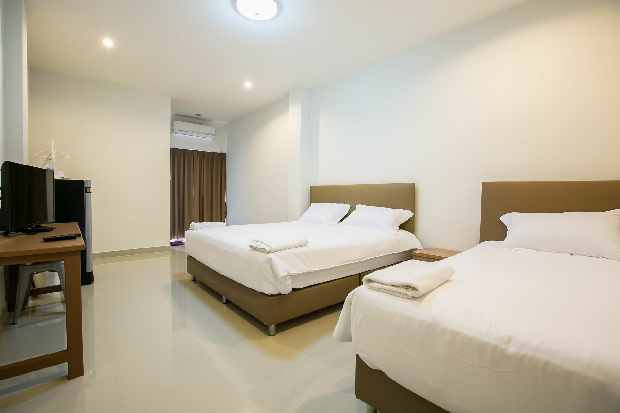 Aparthotel J-House Phetchaburi Exterior foto