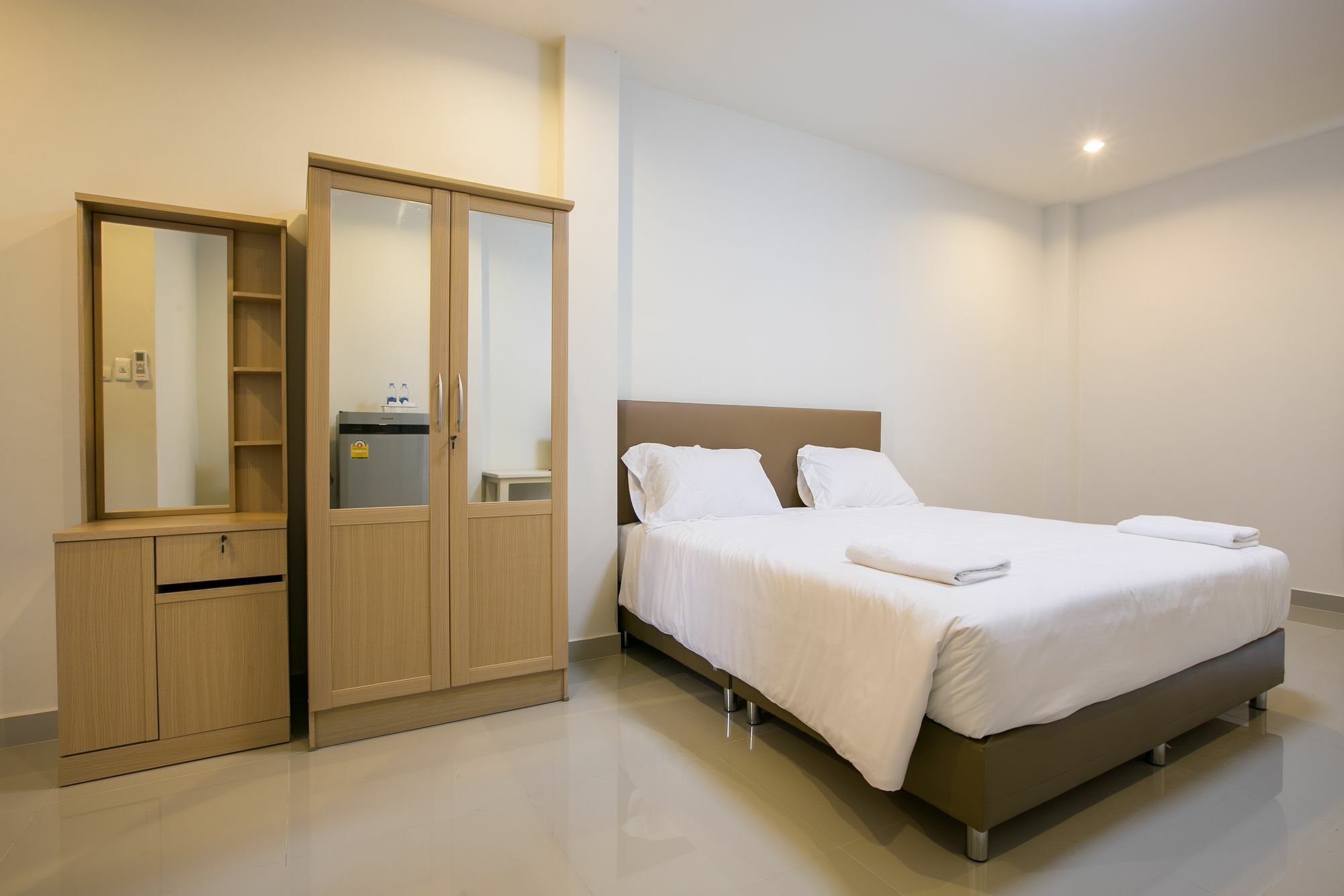 Aparthotel J-House Phetchaburi Exterior foto